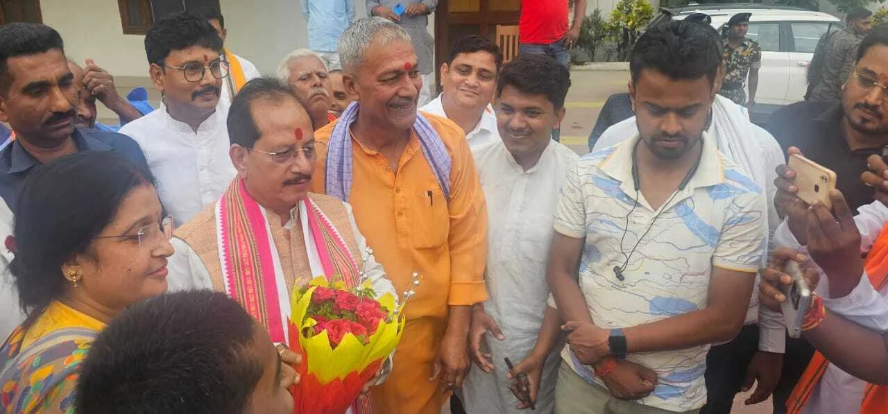 पीएम मोदी जी और मुख्यमंत्री नितीश जी के नेतृत्व बिहार के किसानों के खुशहाली हेतु चल रहा है अनेक विकास योजना -विजय सिन्हा 4