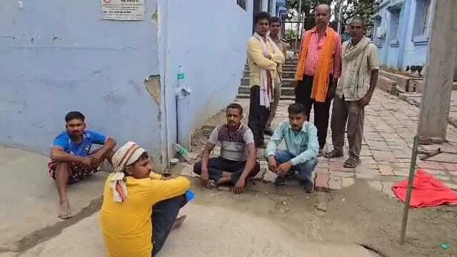 बेगूसराय में बाइक की ठोकर से एक महिला की घटनास्थल पर ही दर्दनाक मौत, एक बच्ची और एक अन्य महिला गंभीर रूप से घायल 3