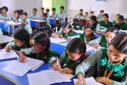 ई-शिक्षाकोष पोर्टल पर उपस्थिति दर्ज नहीं करने वाले दो दर्जन से अधिक शिक्षकों से बीईओ ने मांगा स्पष्टीकरण 24