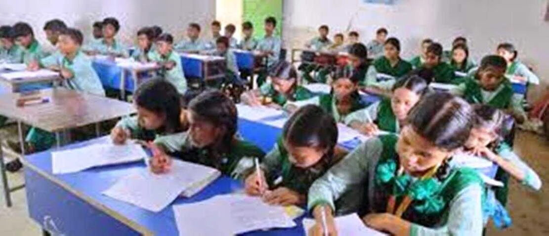 ई-शिक्षाकोष पोर्टल पर उपस्थिति दर्ज नहीं करने वाले दो दर्जन से अधिक शिक्षकों से बीईओ ने मांगा स्पष्टीकरण 9