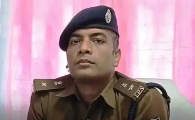 समस्तीपुर:एसपी का बड़ा एक्सशन,13 अपर थानाध्यक्ष समेत 48 पुलिसकर्मी को किया स्थानांतरण   1