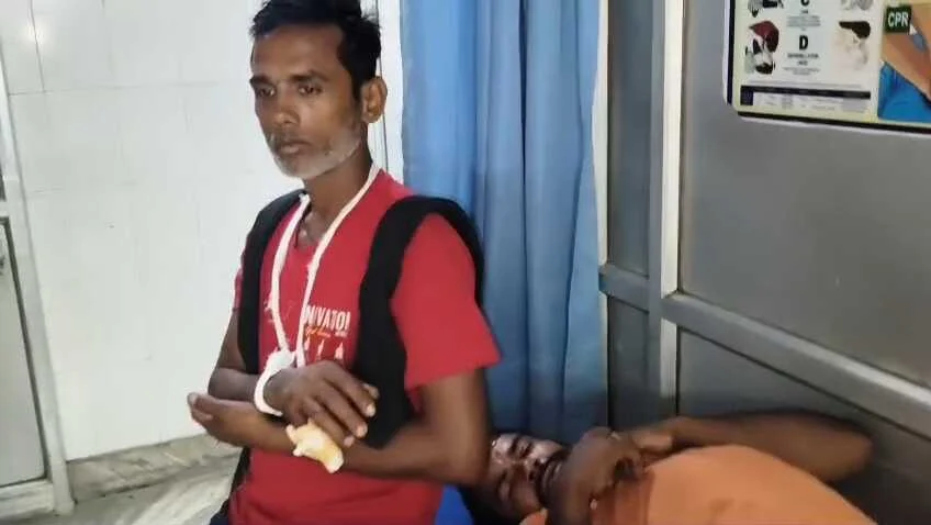 बेगूसराय में एक मामूली विवाद को लेकर जबरन दबंगों ने एक खेत के रखवार की पिटाई, घायल सदर अस्पताल में भर्ती 1