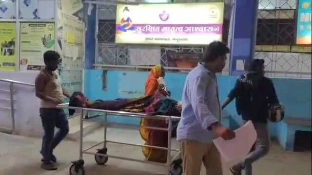 बेगूसराय में एक महिला ने पारिवारिक विवाद के कारण एसिड पीकर किया आत्महत्या का प्रयास,अस्पताल में भर्ती 1