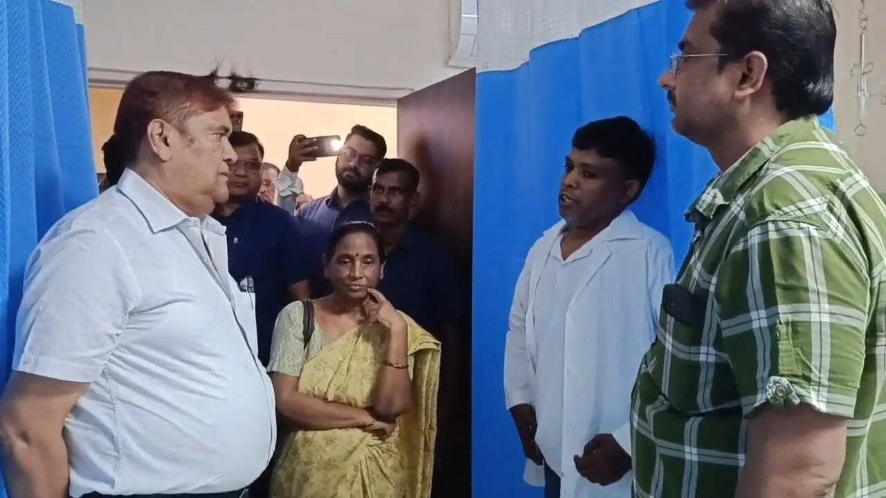 बिहार सरकार के वन पर्यावरण एवं जलवायु परिवर्तन मंत्री डॉ सुनील ने बिहार शरीफ के मॉडल अस्पताल का किया निरीक्षण 2