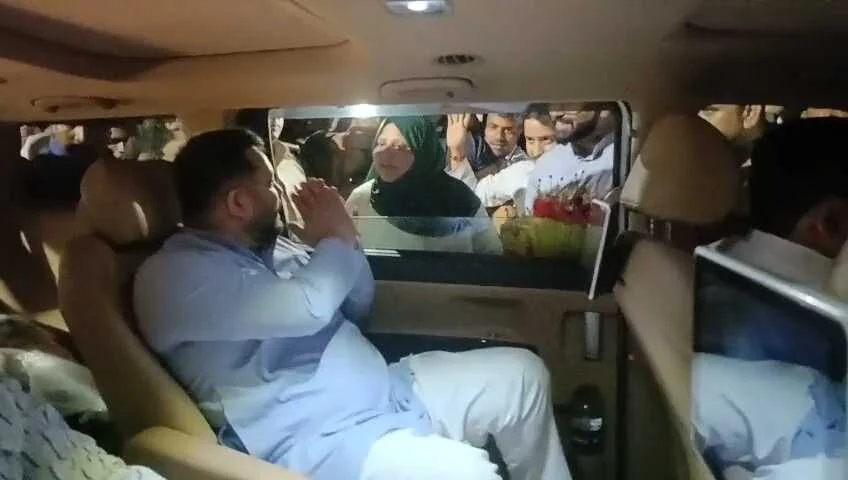 नालंदा: नेत्री आयशा फातिमा के नेतृत्व में नेता प्रतिपक्ष तेजस्वी यादव का भव्य स्वागत 3