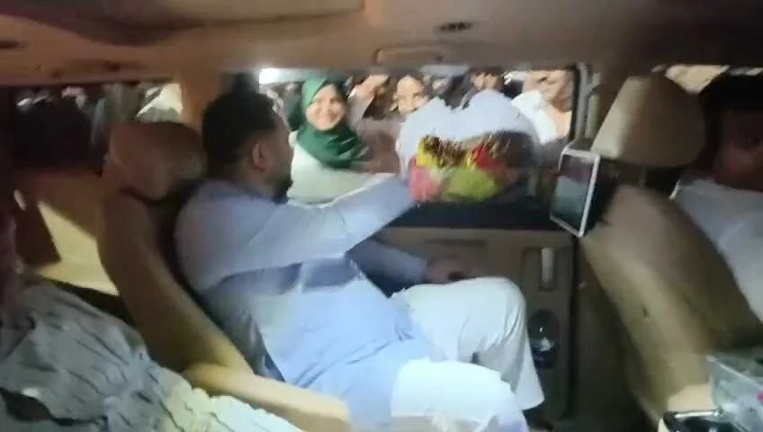 नालंदा: नेत्री आयशा फातिमा के नेतृत्व में नेता प्रतिपक्ष तेजस्वी यादव का भव्य स्वागत 4