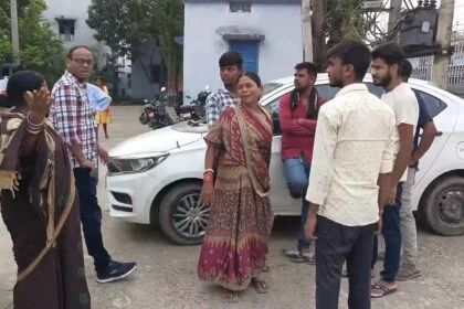 नवादा से बिहार शरीफ लौट रहे पशु चिकित्सा पदाधिकारी डॉ सुनील की सड़क हादसे में हुई मौत, परिजनों में मचा कोहराम 21