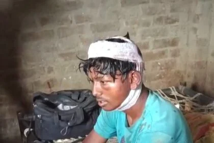 बेगूसराय मे एक युवक को घर से बुलाकर दियारे इलाके मे ले जाकर हाथ पैर बांध कर बेरहमी से किया पिटाई 51