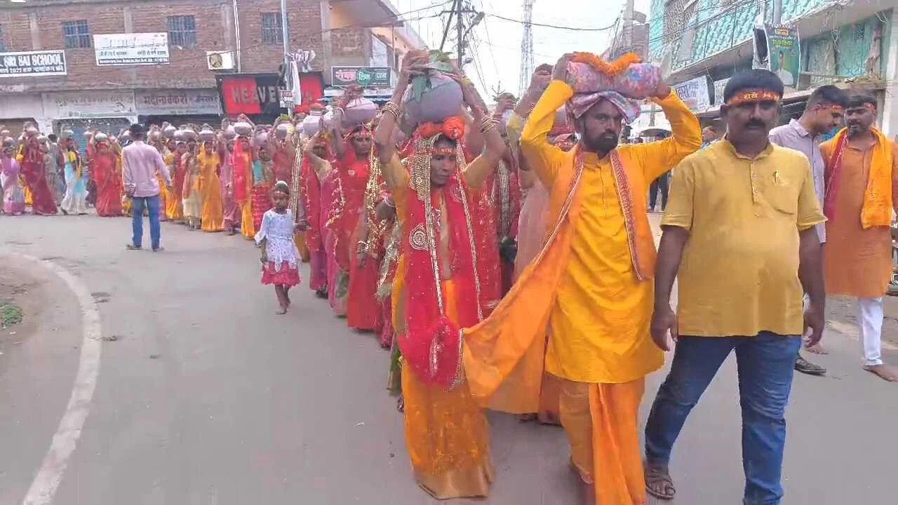 नालंदा: श्रीमद् भागवत कथा का शुभारंभ, निकली भव्य कलश शोभा यात्रा 3