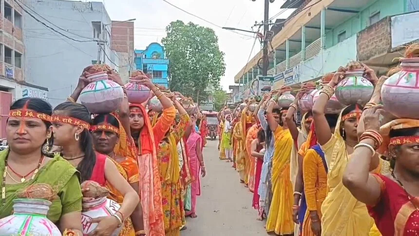 नालंदा: श्रीमद् भागवत कथा का शुभारंभ, निकली भव्य कलश शोभा यात्रा 1