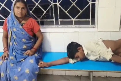 बेगूसराय में मवेशी के चारा पर चढने से नाराज पिता ने पुत्र की बेरहमी से की पिटाई, पुत्र गंभीर रूप से घायल 10