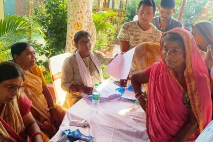बीहट नगर परिषद में संवाद कार्यक्रम का हुआ आयोजन, बिहार सरकार के नगर विकास व आवास विभाग मौजूद 4