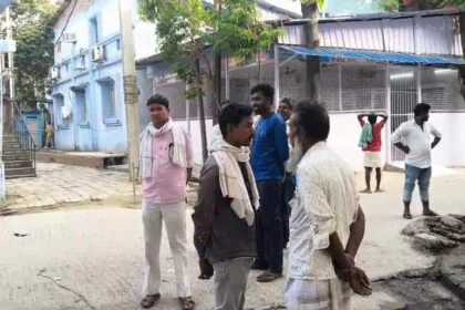 बेगूसराय में ताड़ के पेड़ पर से नीचे गिरने से एक व्यक्ति की दर्दनाक मौत,परिजनों में मचा कोहराम 6