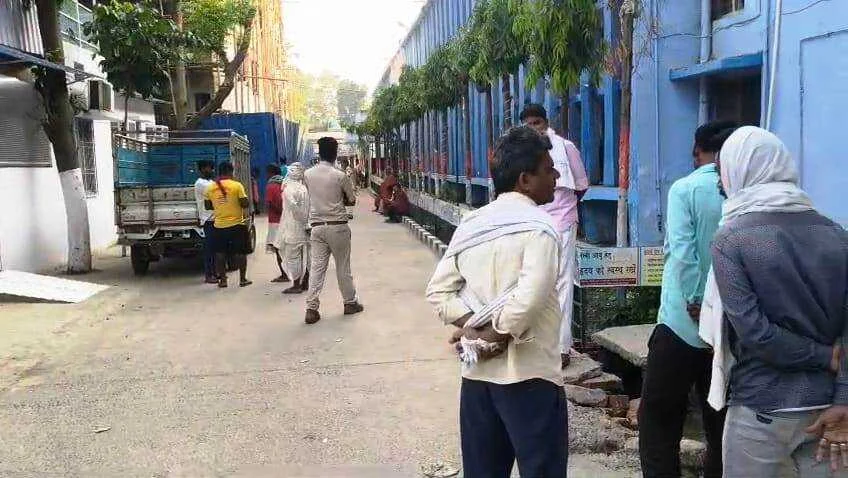 बेगूसराय में ताड़ के पेड़ पर से नीचे गिरने से एक व्यक्ति की दर्दनाक मौत,परिजनों में मचा कोहराम 2