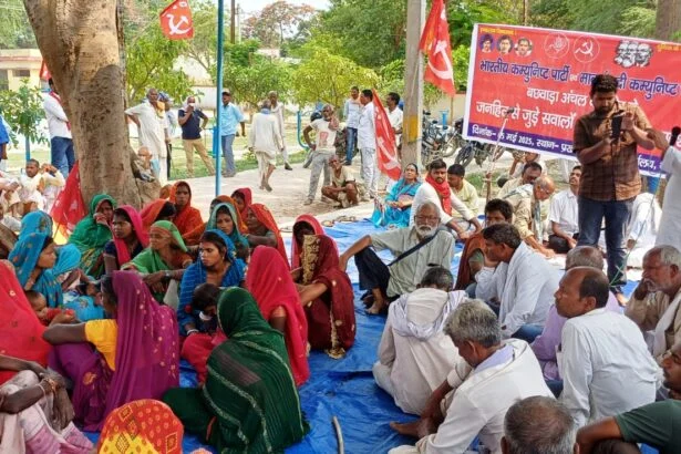 मनरेगा कार्यालय लूट खसोट का अड्डा बना हुआ है - पुर्व विधायक अवधेश कुमार 1