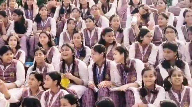 बेगूसराय में खेलो इंडिया यूथ गेम्स के तहत फुटबॉल मैच में तामिलनाडु ने बिहार को 2:1 से किया पराजित 3