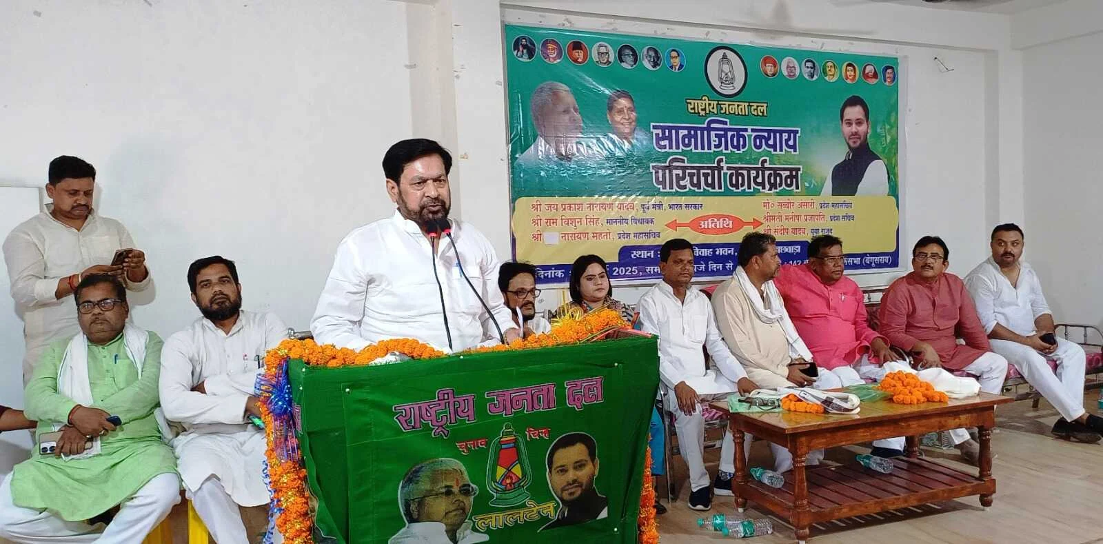 जब बिहार में सामंती सोच के लोगों के द्वारा दलित,अतिपिछड़ा और गरीबों पर अत्याचार किया जाता था तब लालू प्रसाद यादव मसीहा बनकर उभरे - जयप्रकाश नारायण यादव 2