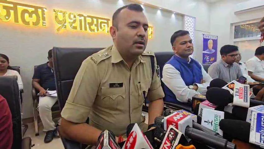 केन्द्र सरकार के निर्देश पर बेगूसराय जिला में दस मिनट के लिए होगा ब्लेंक आउट, साथ ही बेगूसराय व बरौनी में बजेगा सायरण 2