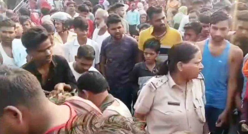 बेगूसराय मे स्कॉर्पियो व मोटरसाइकिल की आमने सामने टक्कर में मोटरसाइकिल सवार युवक की मौत 2