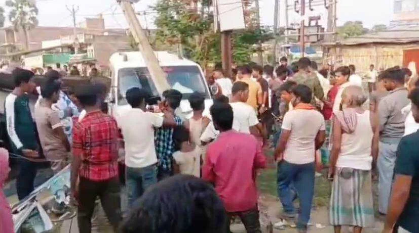 बेगूसराय मे स्कॉर्पियो व मोटरसाइकिल की आमने सामने टक्कर में मोटरसाइकिल सवार युवक की मौत 1