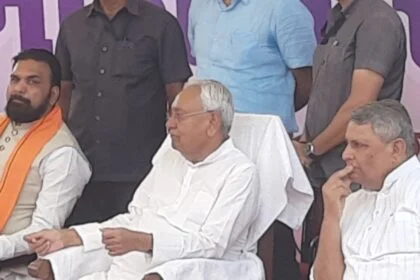मुख्यमंत्री नीतीश कुमार बेगूसराय में आयोजित खेलो इंडिया यूथ गेम में फुटबाल मैच का लुत्फ उठाया 31