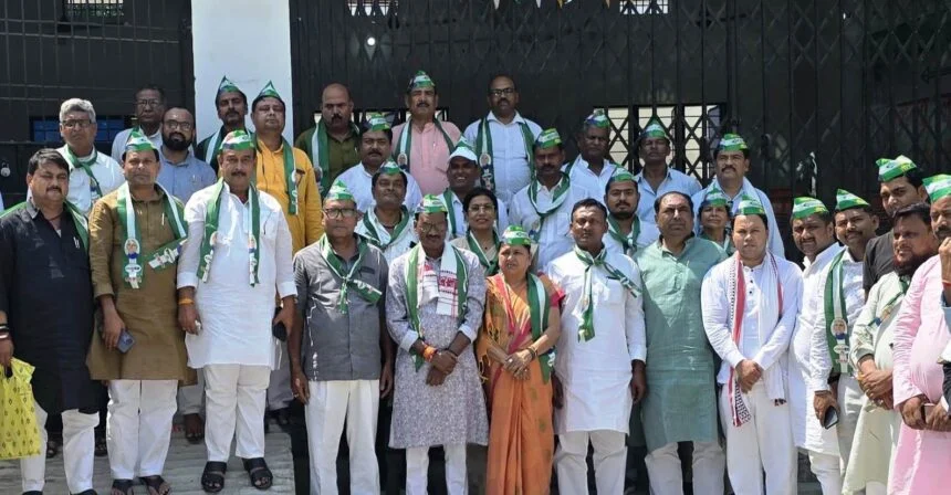देश के सेना की कार्रवाई का जनता दल यूनाइटेड पूरी मजबूती से समर्थन करता है – डॉ दुर्गेश राय 1