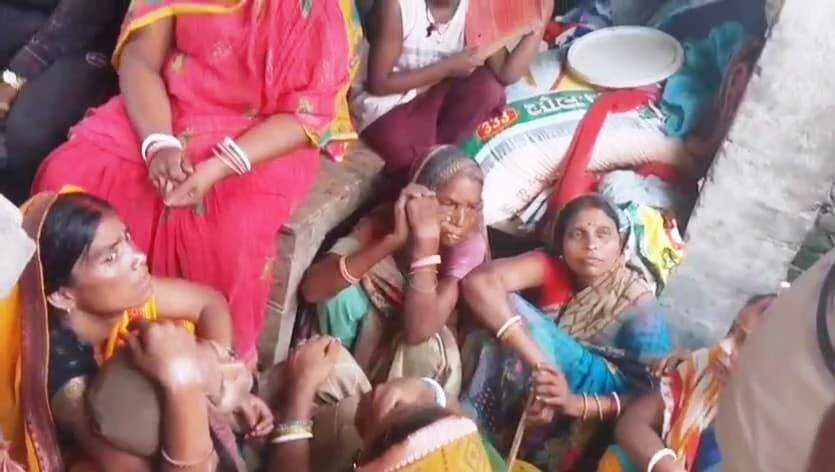 कलयुगी पत्नी ने अपने ही पति को निर्मम तरीके से किया हत्या, शव को हाथ पैर बांधकर बोरे में बंद कर सड़क किनारे फेंका 1