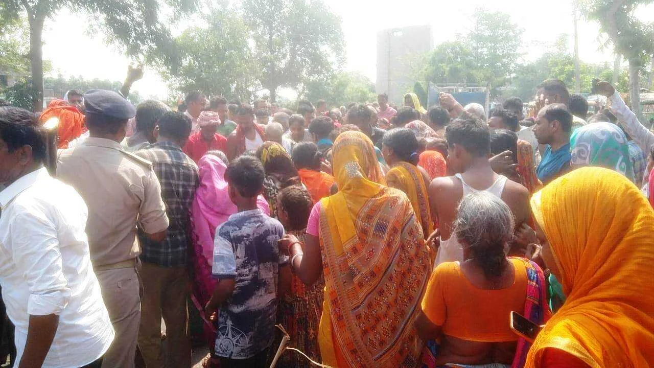 बेगूसराय में गला रेतकर युवक की निर्मम तरीके से हत्या, हत्या से क्षेत्र में दहशत का माहौल 3