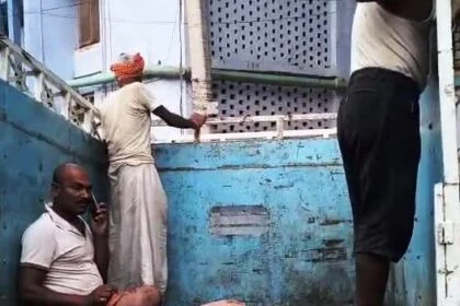 बेगूसराय में तेज रफ्तार कार में दो छात्र को कुचला, एक छात्र की घटनास्थल पर ही दर्दनाक मौत, दूसरा छात्र गंभीर रूप से घायल 2