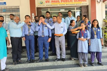 संत पॉल पब्लिक स्कूल तेघड़ा के बच्चों ने सी.बी.एस.ई.दसवीं में लहराया परचम 17