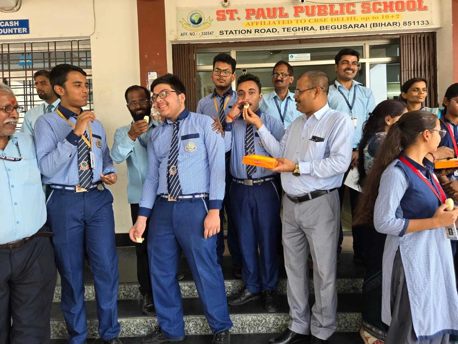 संत पॉल पब्लिक स्कूल तेघड़ा के बच्चों ने सी.बी.एस.ई.दसवीं में लहराया परचम 2