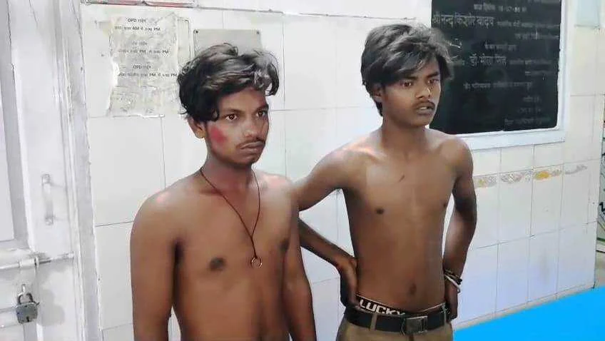 बेगूसराय में दोस्त की बहन के साथ छेड़खानी का विरोध करना दो युवक को पड़ा महंगा, बेल्ट और लाठी डंडे से बेरहमी से किया पिटाई 2