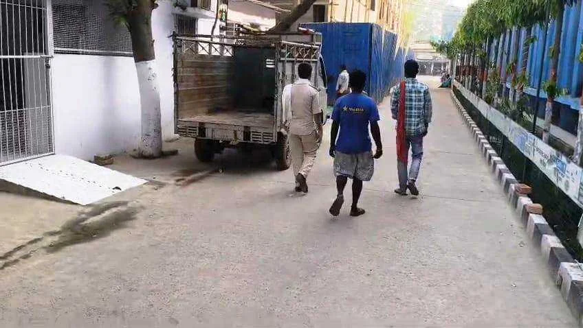बेगूसराय में सड़क दुर्घटना में घायल बुजुर्ग व्यक्ति की इलाज के दौरान मौत, परिजनों में मचा कोहराम 2