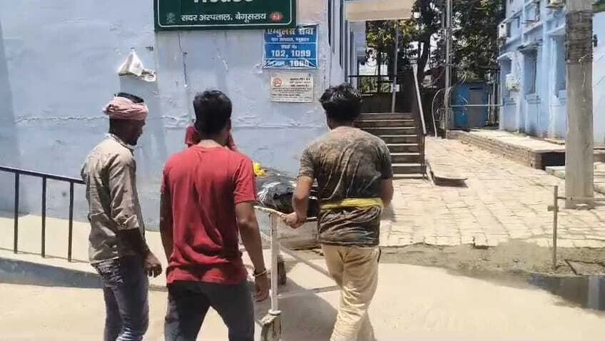बेगूसराय मे ट्रेन की चपेट में आने से एलआईसी एजेंट की दर्दनाक की मौत, परिजनों में मचा कोहराम 2