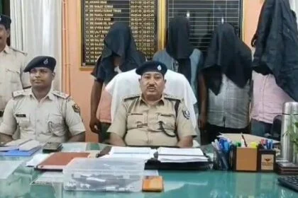बेगूसराय पुलिस को मिली कामयाबी,डकैती की घटना को विफल करते हुए चार आरोपी को किया गिरफ्तार 20