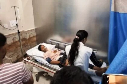 समस्तीपुर: जमीनी विवाद को लेकर गोलीबारी में सर्किल इंस्पेक्टर की 14 वर्षीय पुत्री को गोली लगने से घायल, घायल अस्पताल में भर्ती 25