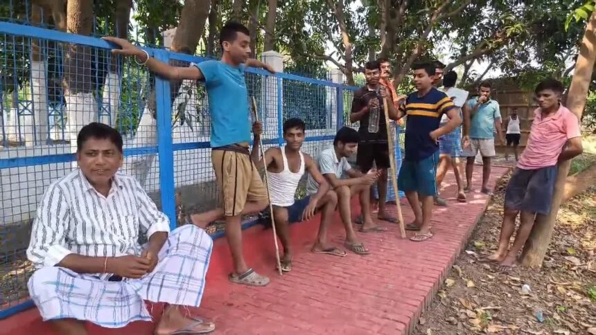 मुख्यमंत्री के गांव कल्याण बीघा पुलिस छावनी में तब्दील, ग्रामीण बोले-प्रशांत किशोर को नहीं देंगे गांव में प्रवेश 1