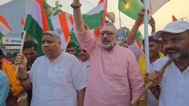 भाजपा ने राष्ट्रीय सुरक्षा के लिए नागरिक के बैनर तले निकाला गया भव्य तिरंगा यात्रा 4