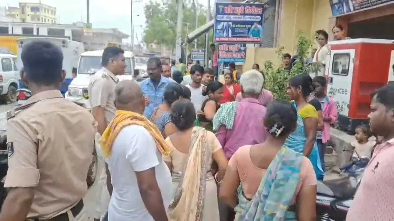 नालंदा: राजगीर के नौलखा मंदिर में हथियारबंद लुटेरो ने चाकू से हमला कर किया लूटपाट 3