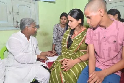 शहीद जेसीओ सुजीत जिस विद्यालय में पढ़ाई किए हैं उस स्कूल का नाम शहीद के नाम से रखा जाएगा - मनीष वर्मा 24