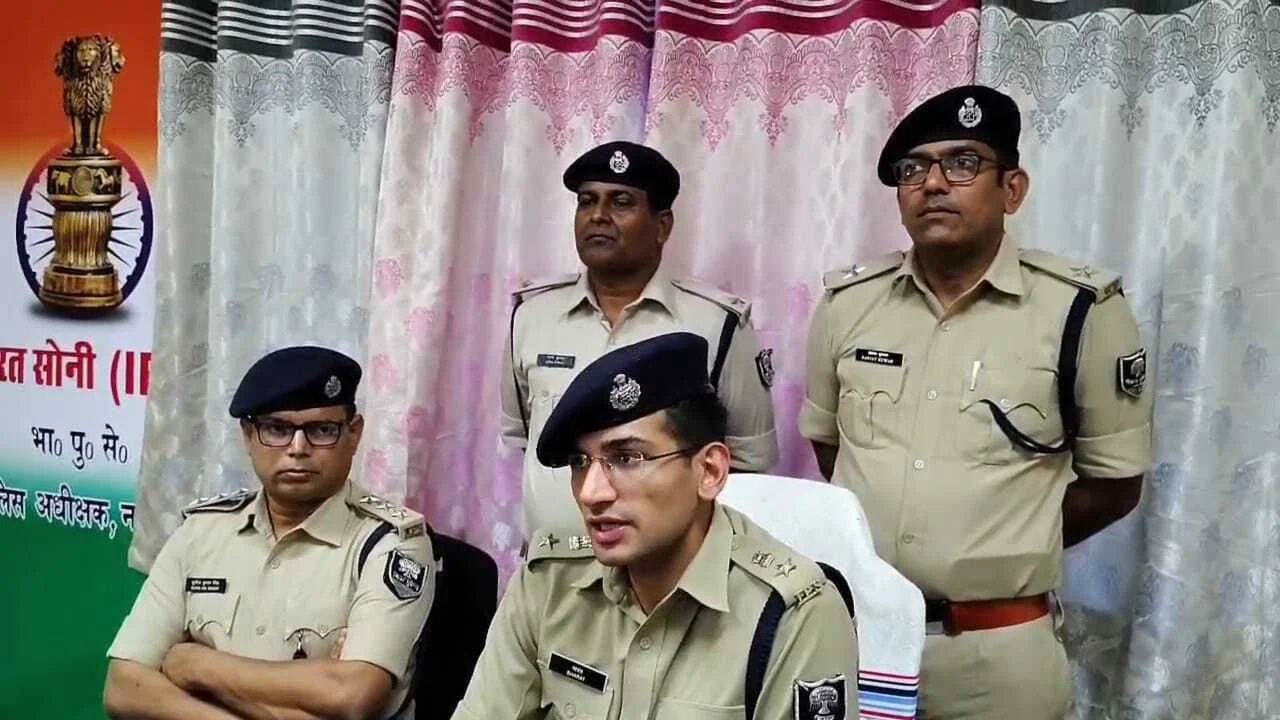 नालंदा: राजगीर के नौलखा मंदिर में लूट का खुलासा, मुख्य पुजारी का बेटा और भतीजा निकला मास्टरमाइंड 8