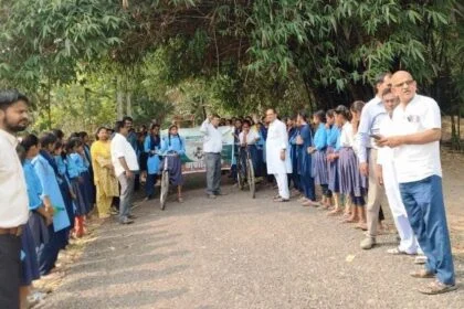बेगूसराय के भगवानपुर में संकुल स्तरीय मशाल प्रतियोगिता का आयोजन 31