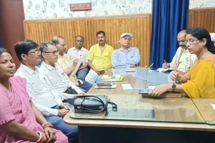 बिहारशरीफ जिला परिषद अध्यक्ष कार्यालय में हुई उत्पादन समिति की बैठक,बैठक में कृषि, पशुपालन और मत्स्य योजनाओं पर चर्चा 21