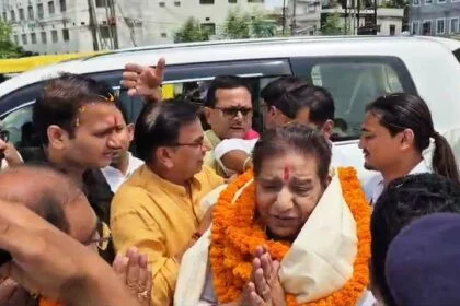 देश की सेना ने जिस बहादुरी से पाकिस्तान के दांत खट्टे किए,यह मोदी जी को श्रेय नहीं जाता है,देश की सेना को श्रेय जाता है - उदय सिंह 6