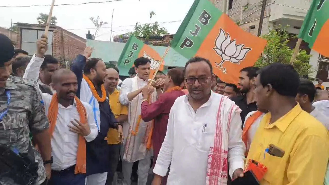 नालंदा-केंद्रीय गृह राज्य मंत्री नित्यानंद राय पहुंचे बिहार शरीफ के राणा बीघा, भाजपा कार्यकर्ताओं ने किया नित्यानंद राय का जोरदार स्वागत 3