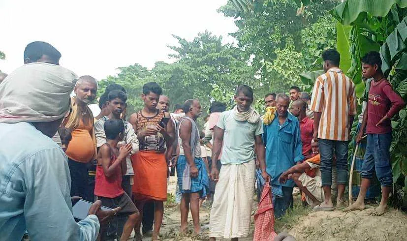 बेगूसराय में गंडक नदी में 16 वर्षीय किशोर की डुबने से मौत, परिजनों में मचा कोहराम 14