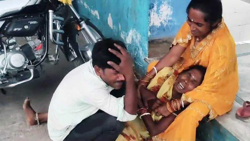 बेगूसराय में एक निजी अस्पताल में इलाज के दौरान एक युवक की मौत, इलाज में लापरवाही का आरोप लगाकर परिजनों ने किया हंगामा 1