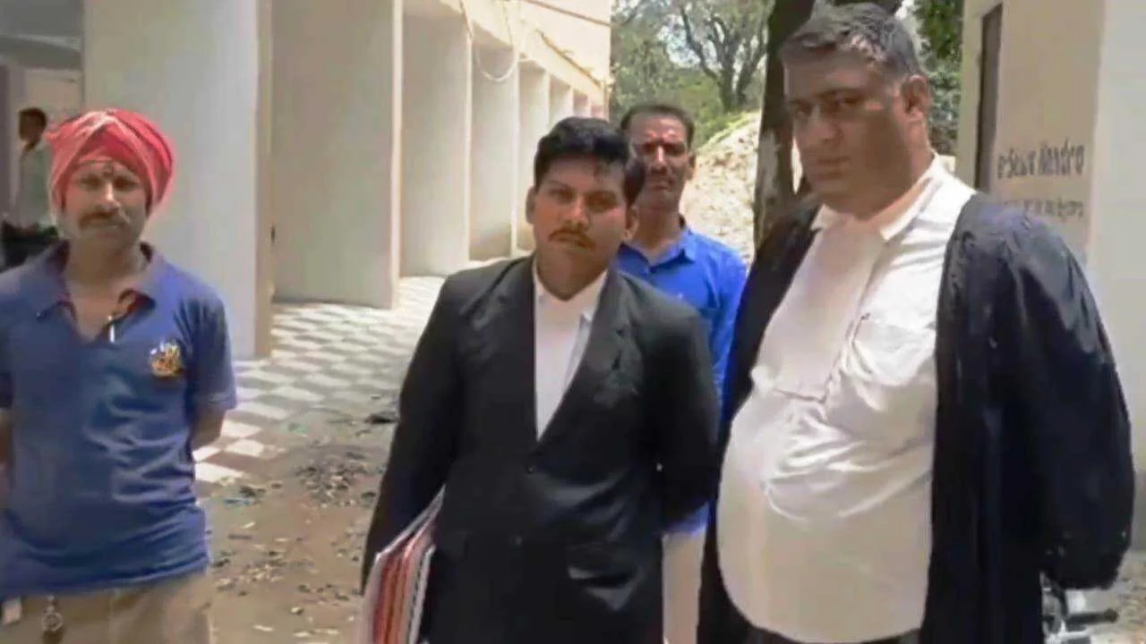बेगूसराय में नौ धूर की जमीनी विवाद में 10 बीघा जमीन बिका, 54 साल से कोर्ट में लंबित है केस, जबकि वादी, प्रतिवादी की हो चुकी है मौत 3