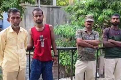 बेगूसराय में नाबालिग छात्रा ने गले में फंदा लगाकर की खुदकुशी,इलाके में फैली सनसनी 16