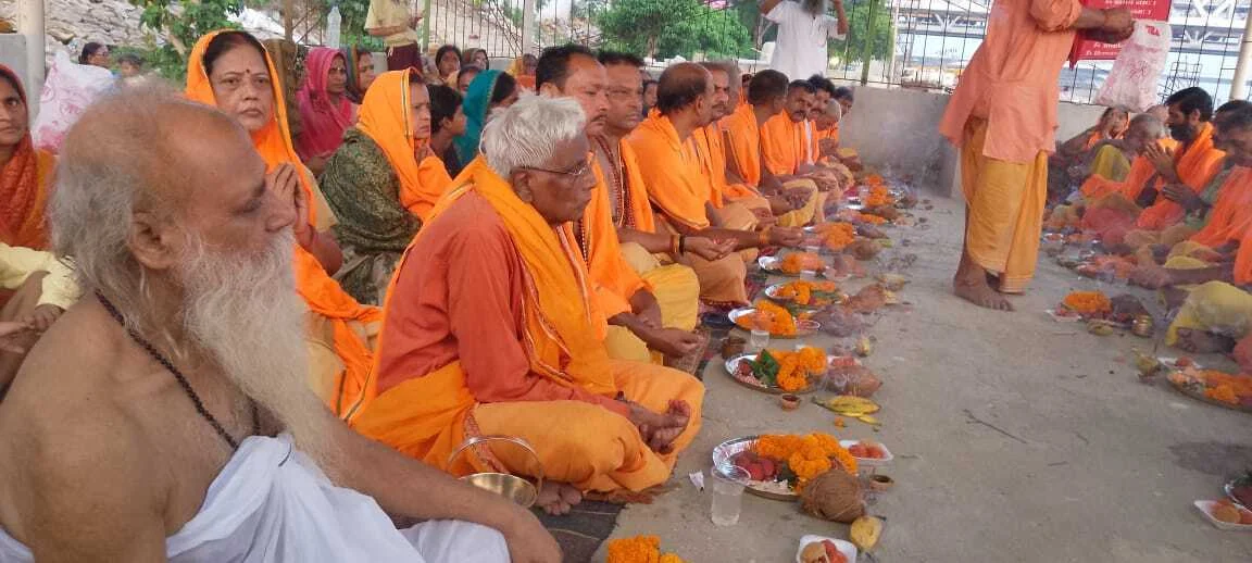 अध्यात्म देश भारत भौतिक चक्र चंद में रहने वाले महादेश और देश के लिए वास्तविक सुख शांति में प्रेरणा स्रोत है - स्वामी चिदात्मन जी महाराज 2